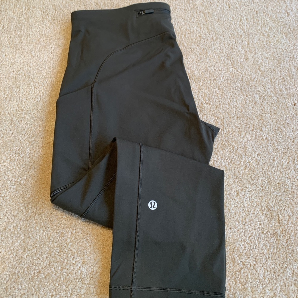 🎁 NWT Speed up crop 21”, sz 10